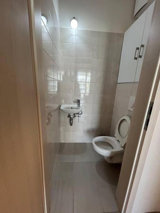 Apartamento Modern With Garage Budapeste
